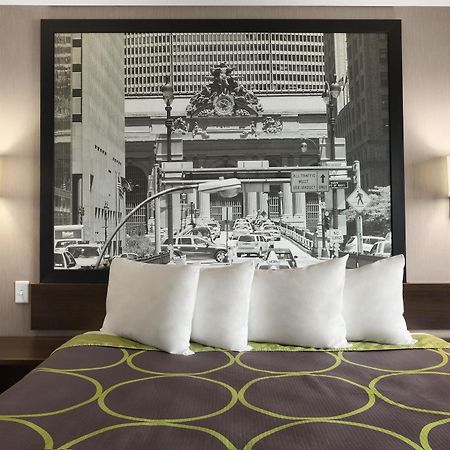 Super 8 Bronx Hotel New York Exterior foto