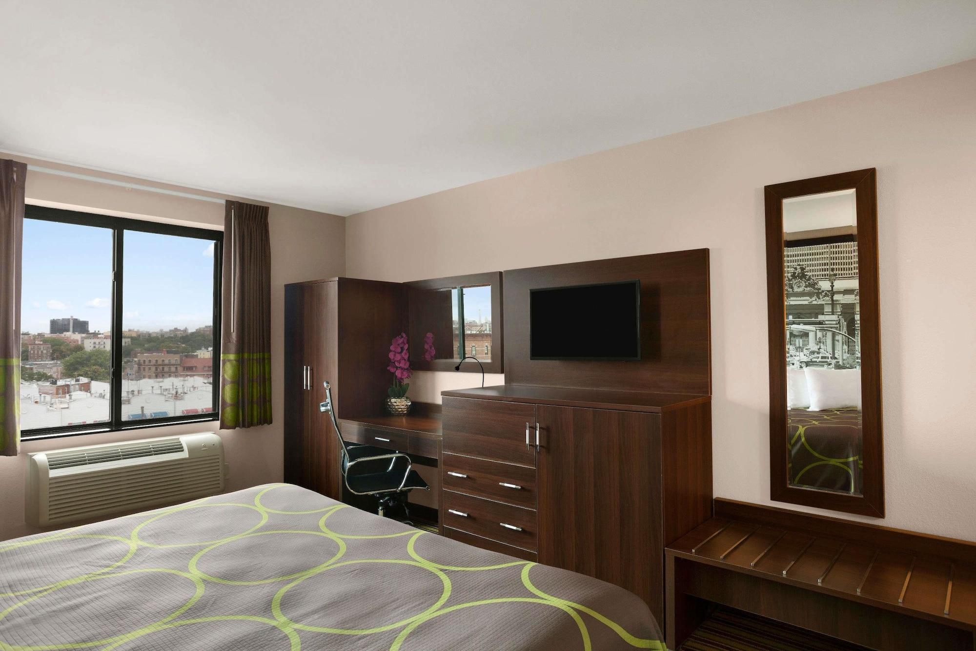 Super 8 Bronx Hotel New York Exterior foto